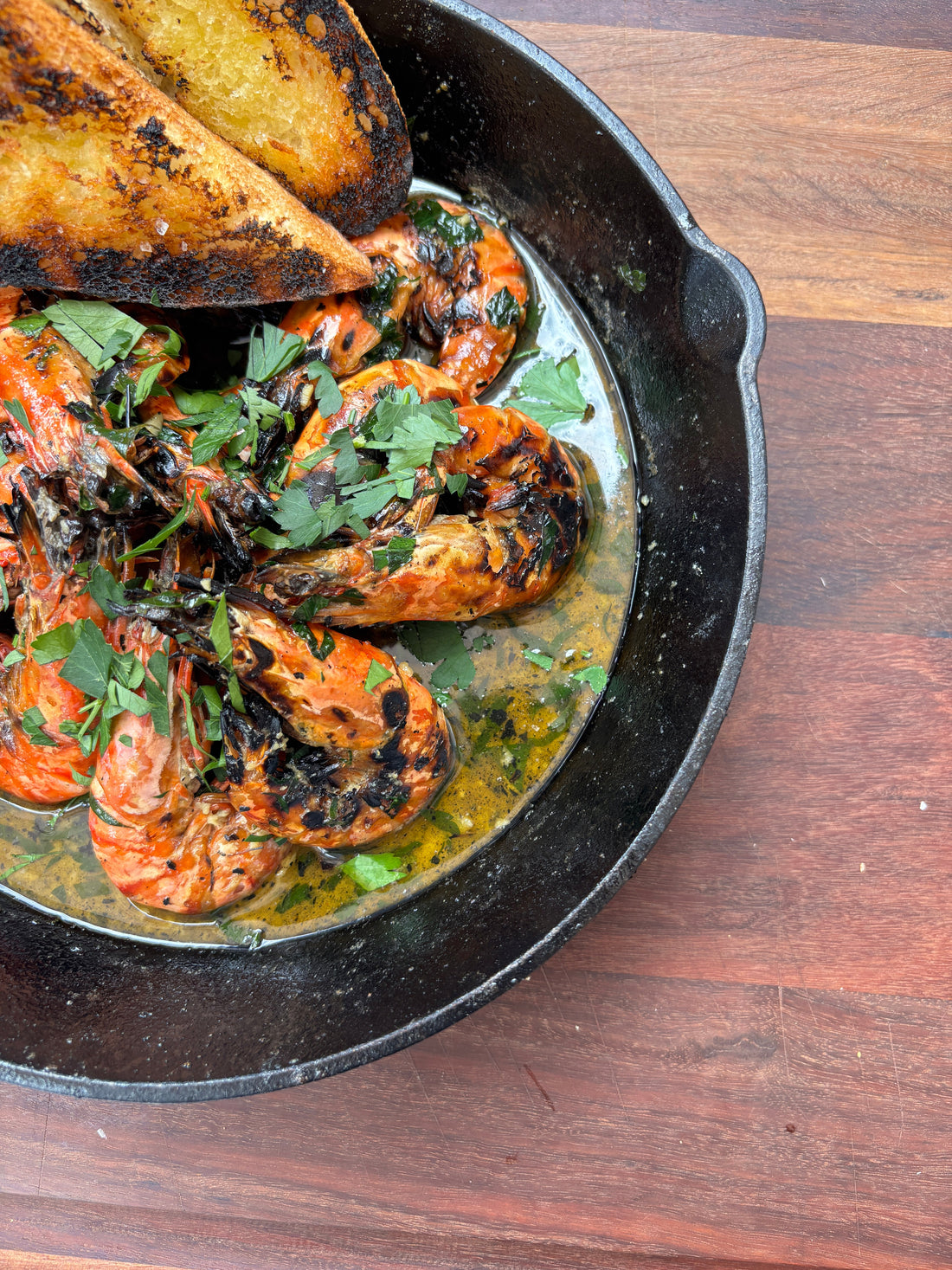 Garlic Butter Prawns With White Wine Sauce